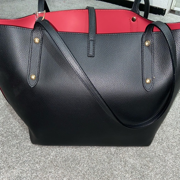 Black Coach Tote With Red Interior - Picture 2 of 5